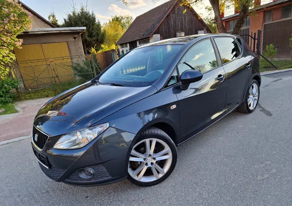 seat ibiza Seat Ibiza cena 18500 przebieg: 185000, rok produkcji 2010 z Kraków